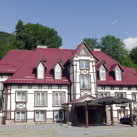 Zolota Forel Hotel Korosztyiv Kültér fotó