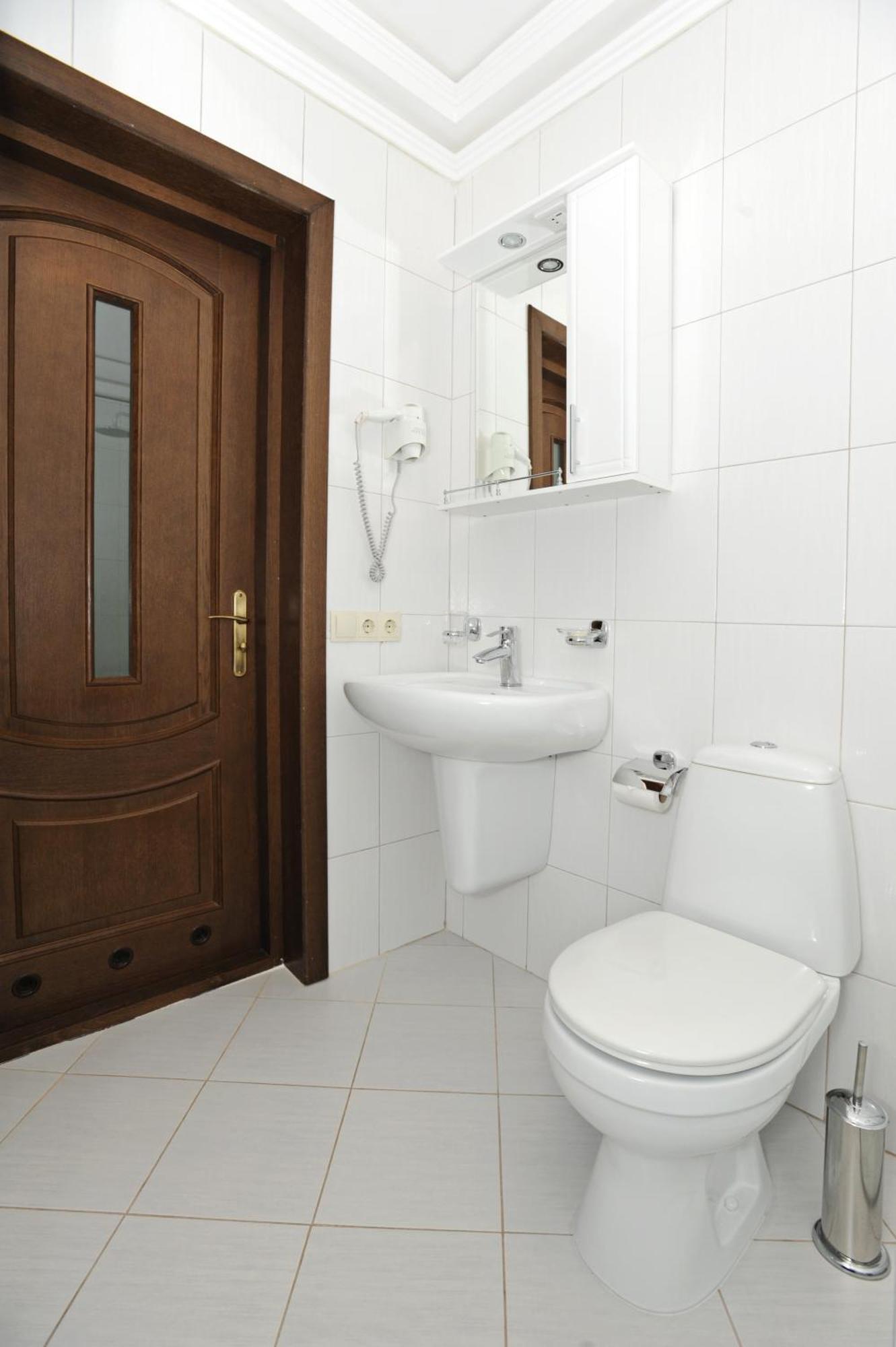 Zolota Forel Hotel Korosztyiv Szoba fotó