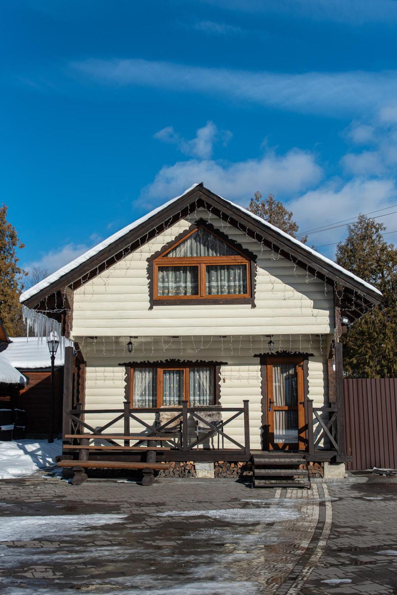 Zolota Forel Hotel Korosztyiv Kültér fotó