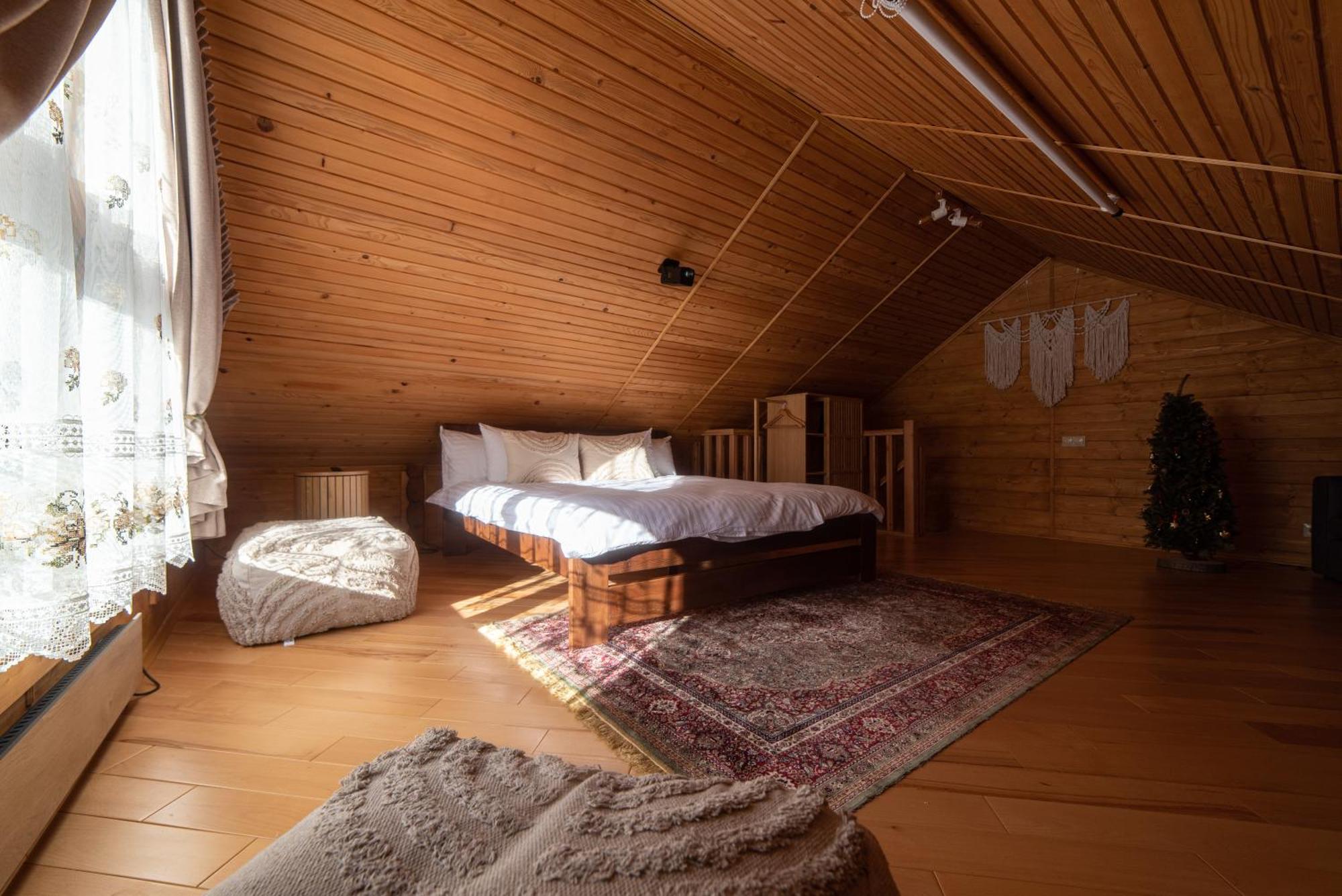 Zolota Forel Hotel Korosztyiv Kültér fotó