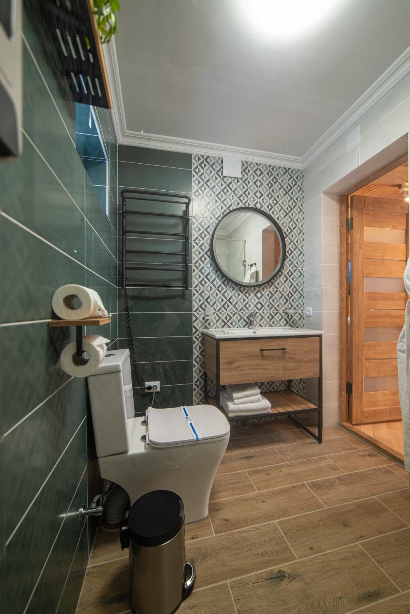 Zolota Forel Hotel Korosztyiv Kültér fotó