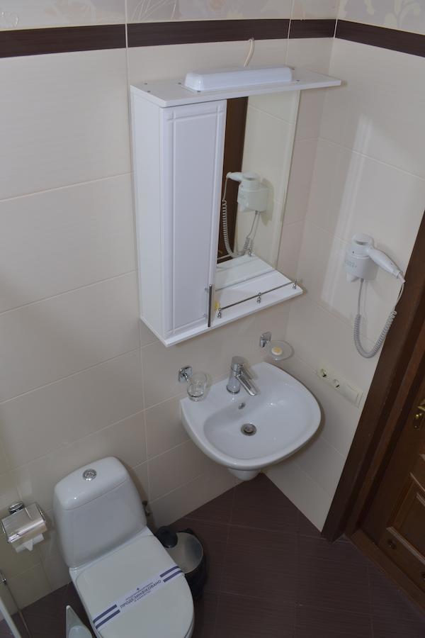 Zolota Forel Hotel Korosztyiv Szoba fotó
