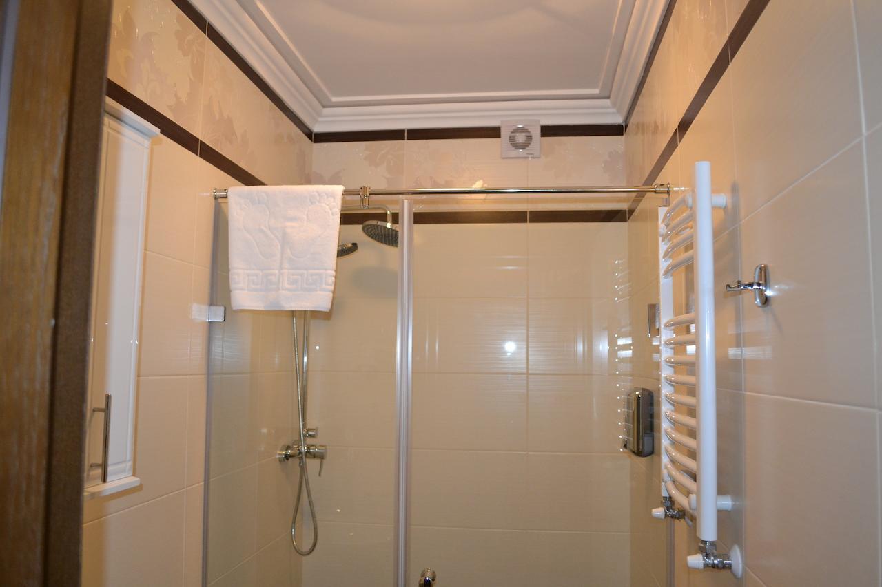 Zolota Forel Hotel Korosztyiv Szoba fotó